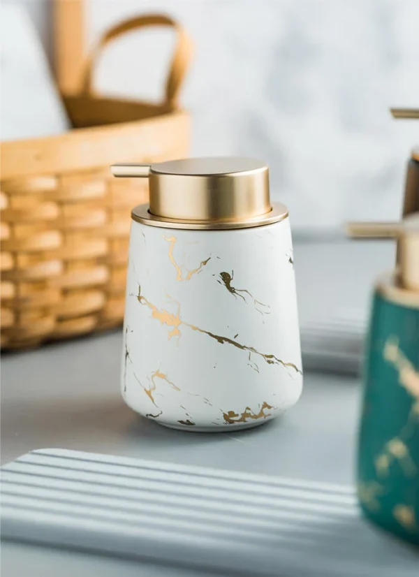 2 Avelyn Aura Bath decor