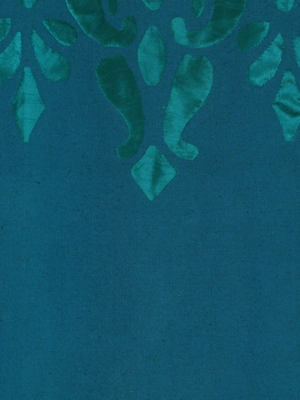2 Teal Appliqued and Printed Cotton-Polyester Eyelet Curtain