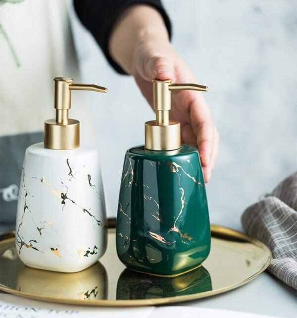 Avelyn Bath Decor